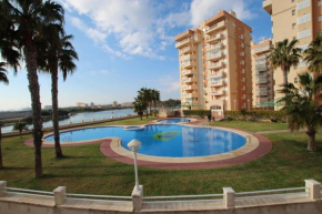 Beach & Pool Apartment by Rental Olé